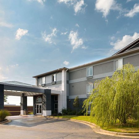Quality Suites Memphis/ Wolfchase Galleria ภายนอก รูปภาพ