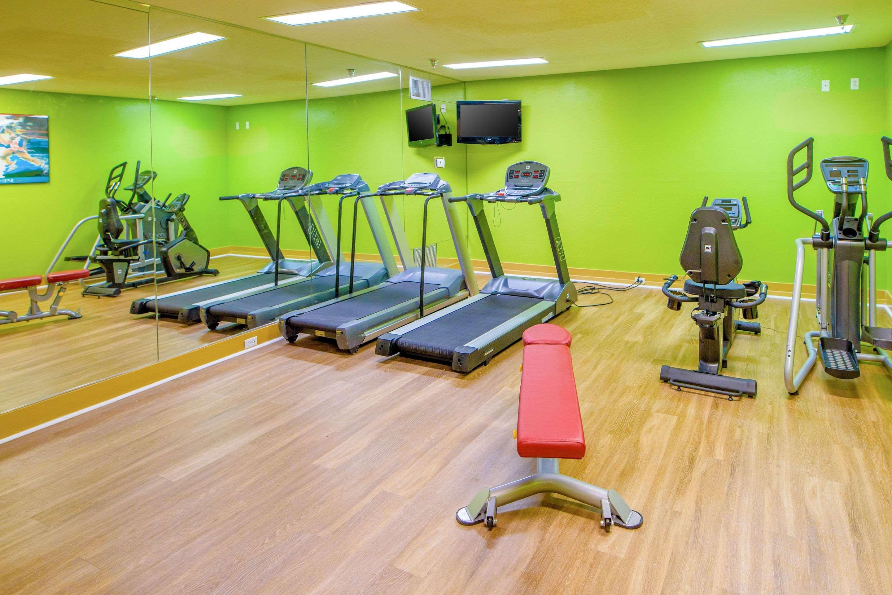 Quality Suites Memphis/ Wolfchase Galleria ภายนอก รูปภาพ